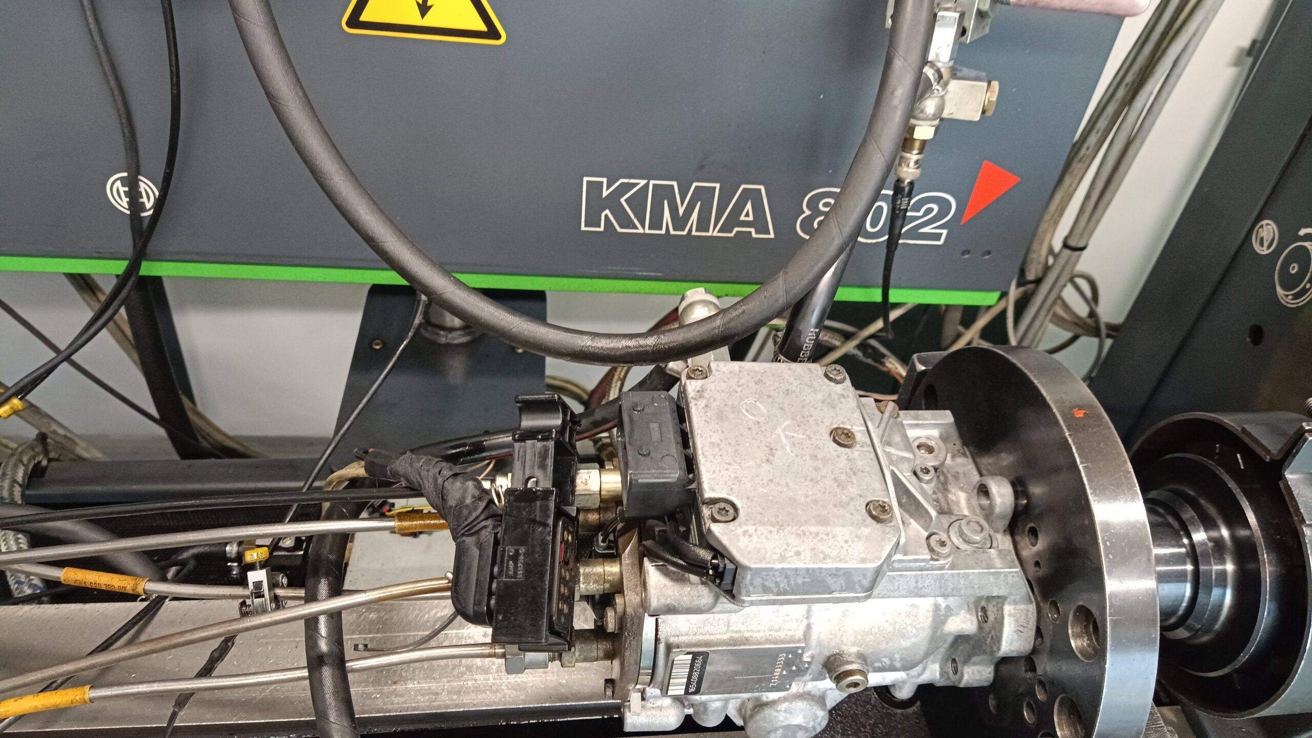 Pompe Bosch VP44 en test sur banc EPS 815